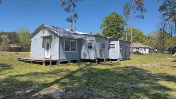 $1,550 | 18397 Deer Glen W Drive, Conroe, TX 77302