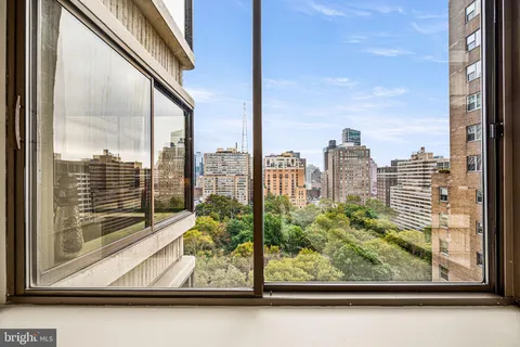 $1,050,000 | 202 West Rittenhouse Square, Unit 1508, Philadelphia, PA 19103