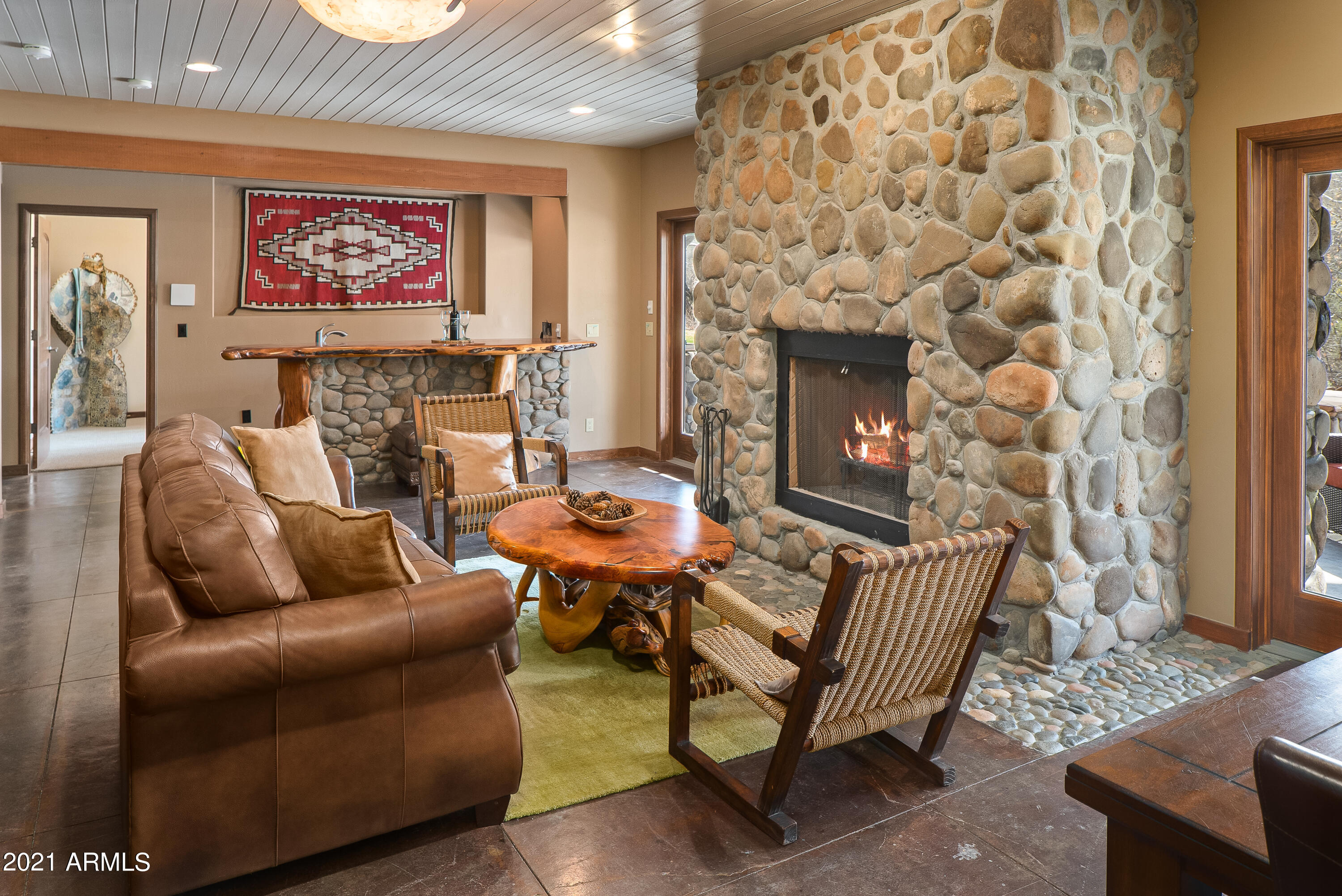 2620 Dancing Apache Road Sedona, AZ 86336 - Photo 44 of 72 JL_2620DancingApacheRd-interiors-31