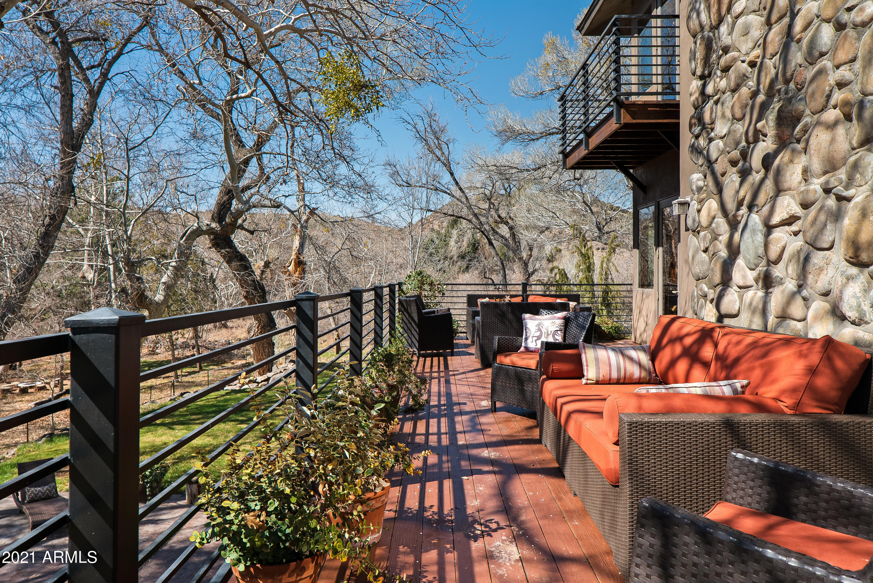 2620 Dancing Apache Road Sedona, AZ 86336 - Photo 54 of 72 JL_2620DancingApacheRd-exteriors-02