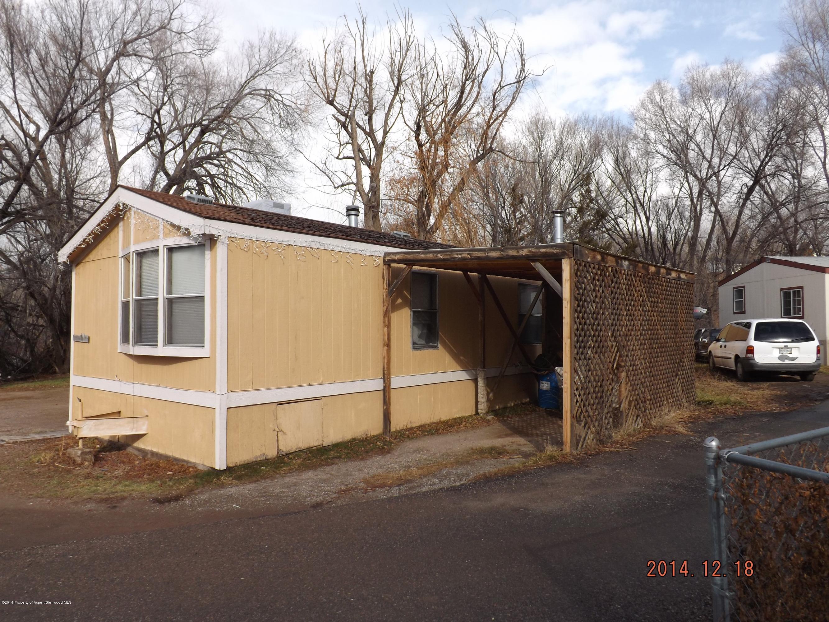 226 East 9th Street Rifle, CO 81650 - Photo 4 of 20 a view of a car garage