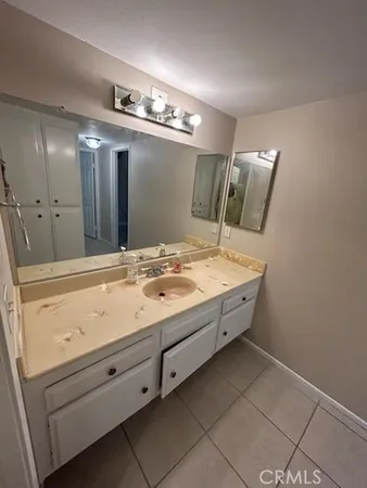 $2,350 | 1806 North Fairview Street, Unit Q, Santa Ana, CA 92706