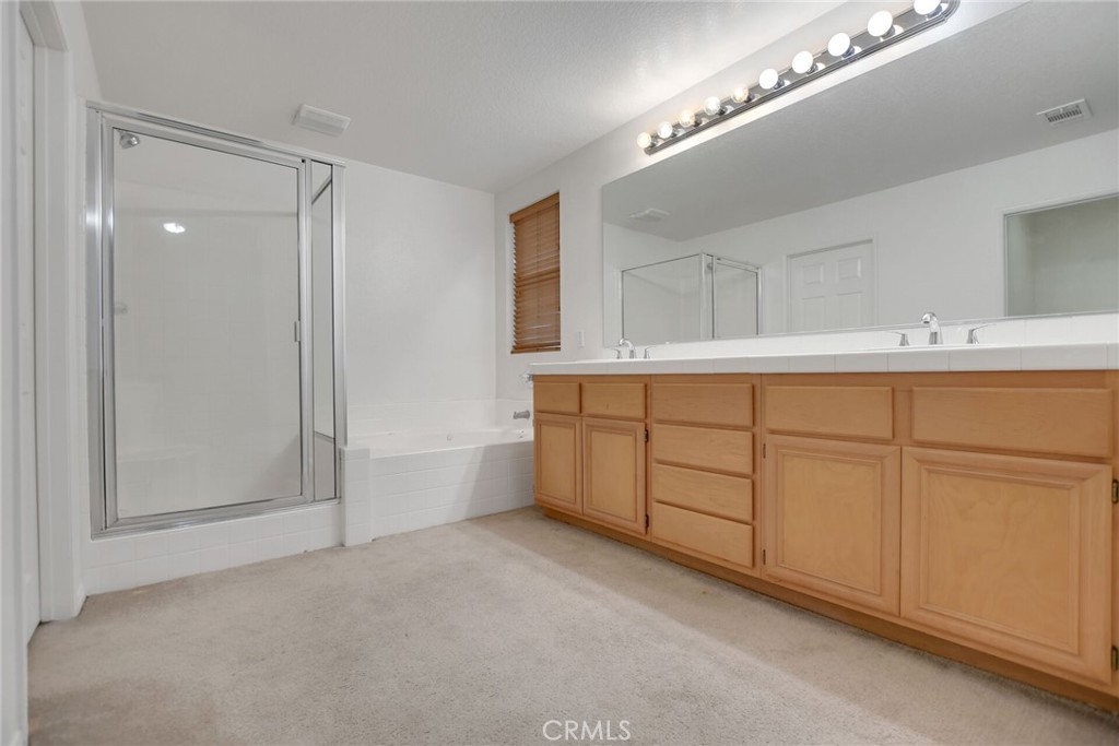1279 Cedar Hollow Road Beaumont, CA 92223 - Photo 19 of 30 Main Bathroom