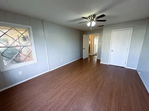 $1,450 | 2215 36th Street, Lubbock, TX 79412