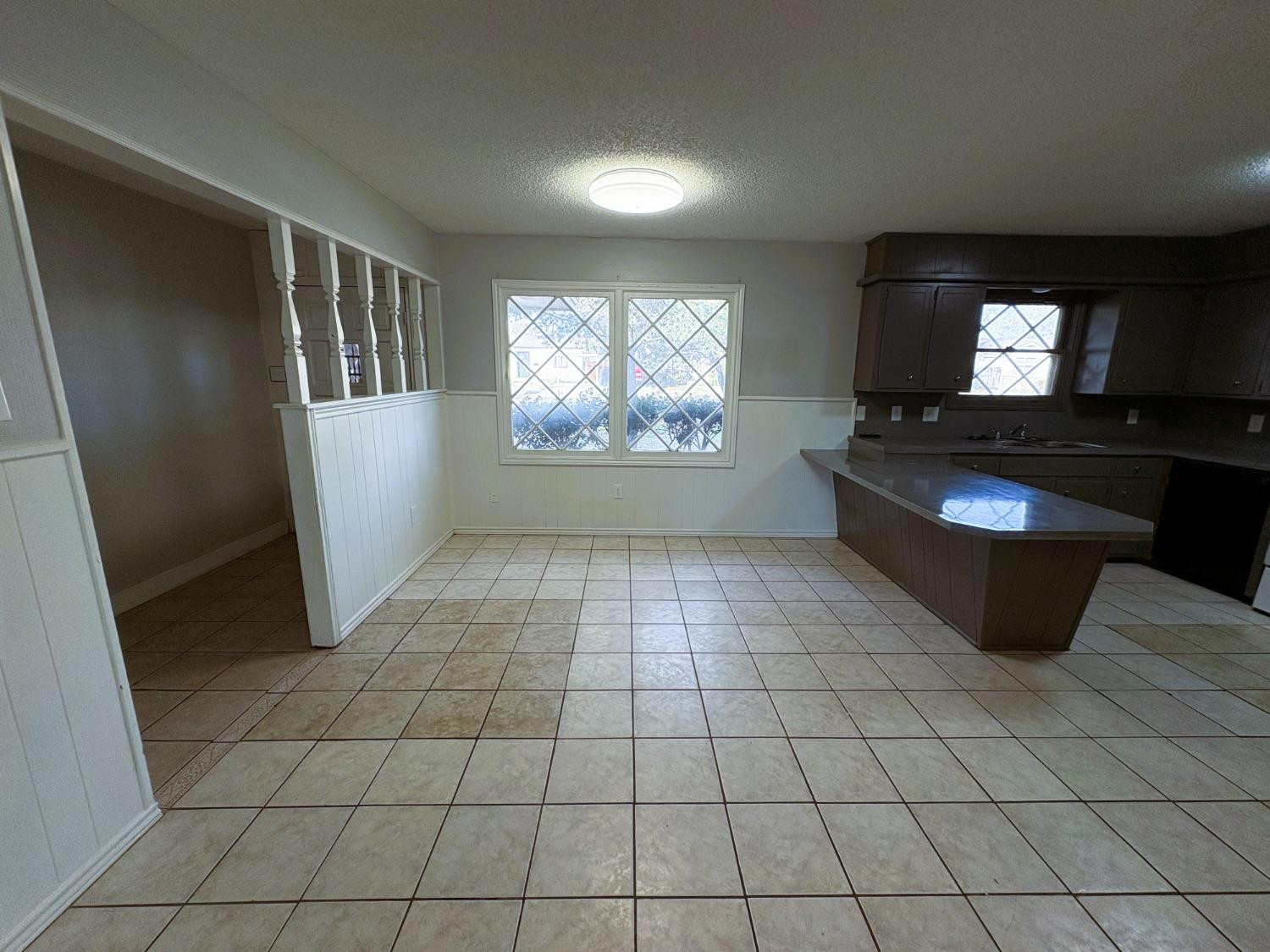 2215 36th Street Lubbock, TX 79412 - Photo 6 of 16 Photo 6