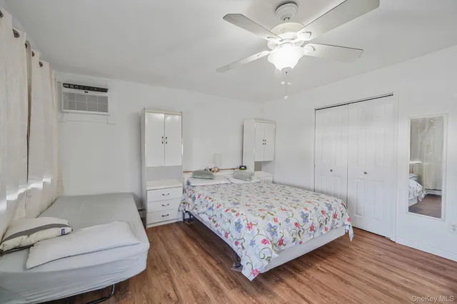 $699,000 | 32 Needle Lane, Levittown, NY 11756