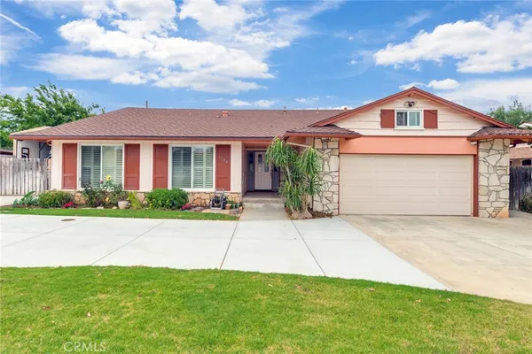 $799,000 | 1900 Brae Burn Drive, Corona, CA 92882