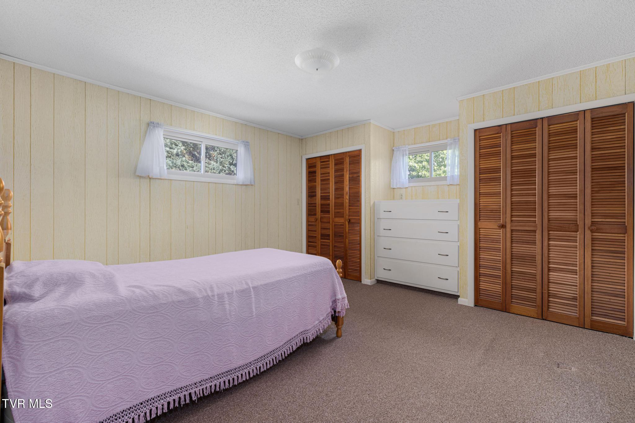 320 Mountain View Street Erwin, TN 37650 - Photo 19 of 44 Bed 1