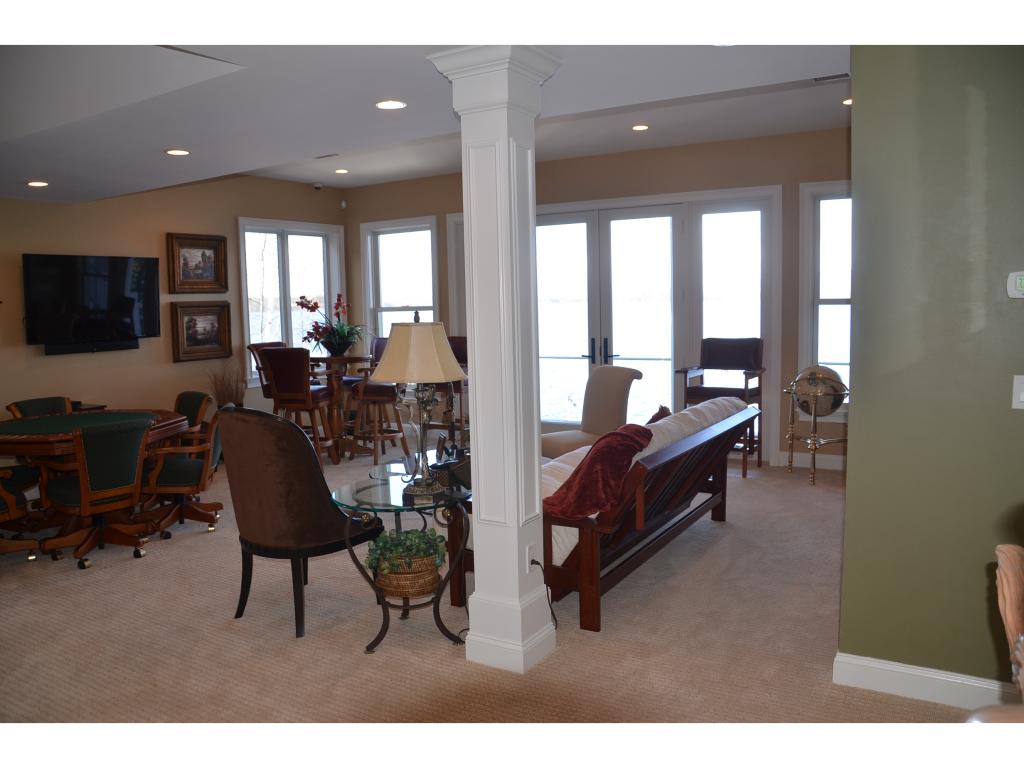 88 Belknap Point Road Gilford, NH 03249 - Photo 16 of 29 Gallery Image 16