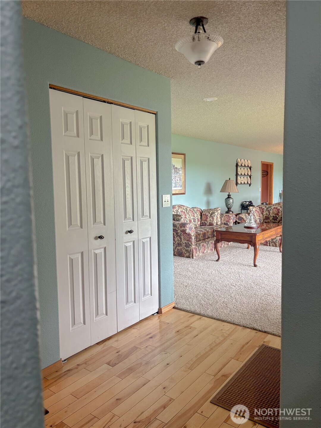 1917 Reser Road Walla Walla, WA 99362 - Photo 3 of 31