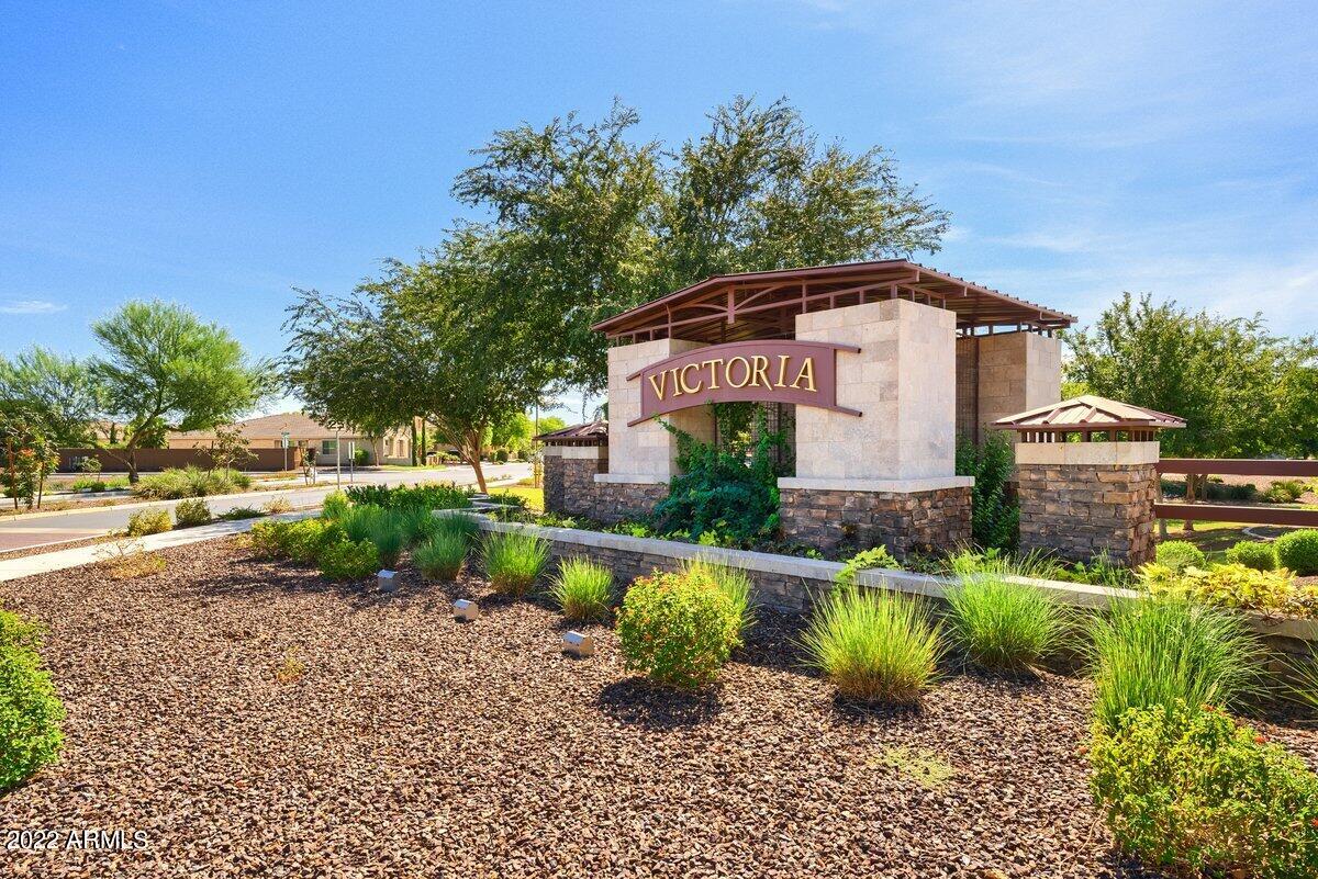 20171 Rosa Road Queen Creek, AZ 85142 - Photo 55 of 68 02 Hawes Road Entry