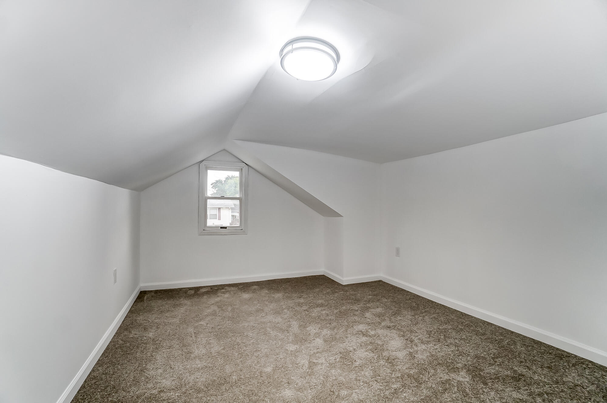 348 Lyle Avenue Springfield, OH 45505 - Photo 30 of 39 Gallery Image 30