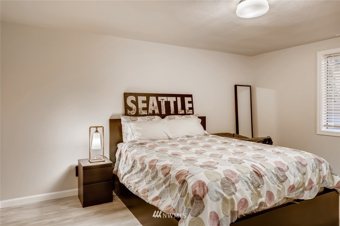 19021 Grannis Road Bothell, WA 98012 - Photo 14 of 25