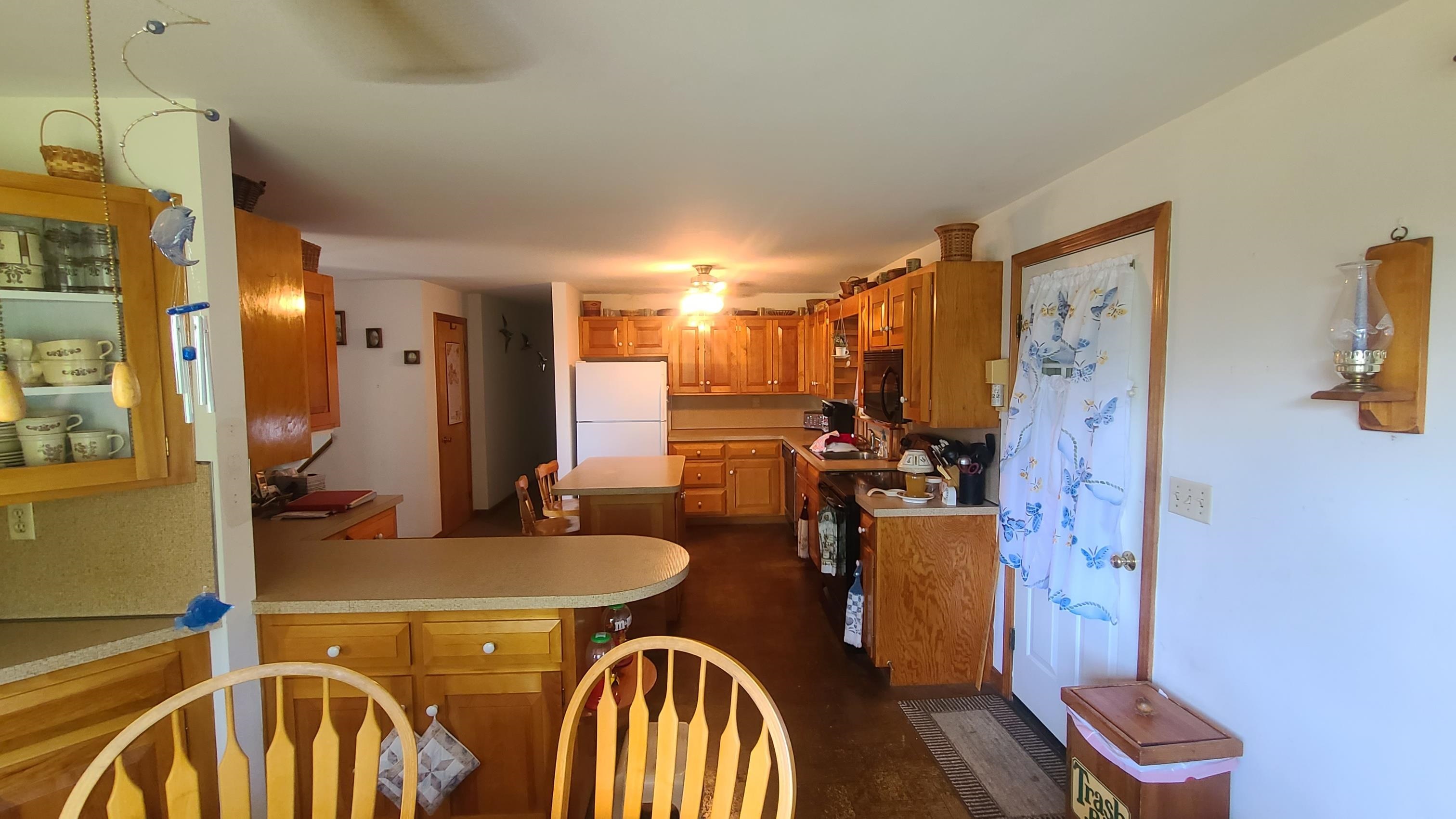 425 South Street Springfield, VT 05156 - Photo 8 of 26
