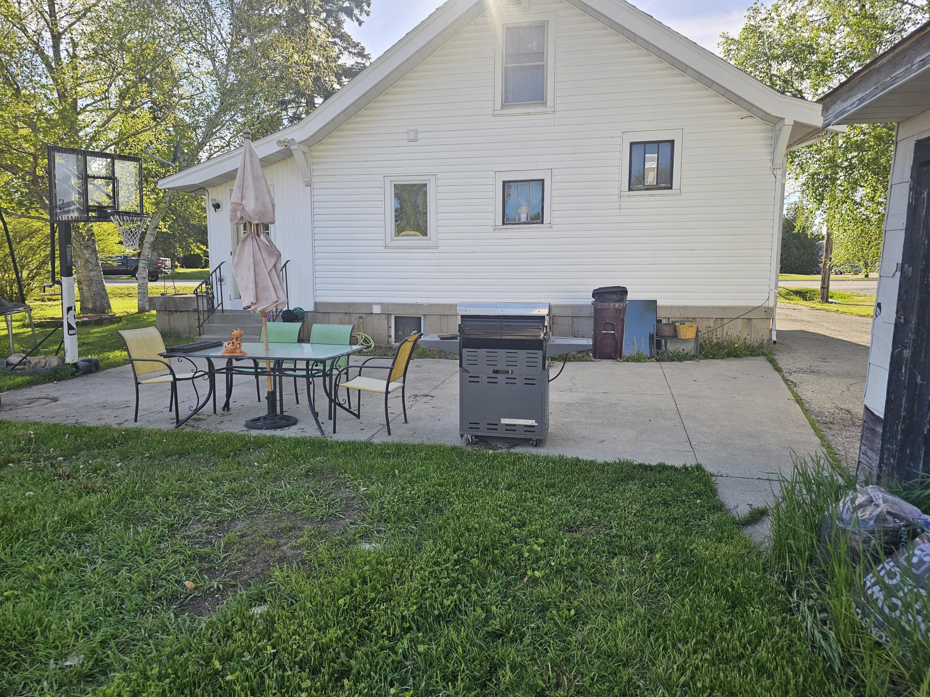 2409 North Rapids Road Manitowoc, WI 54220 - Photo 20 of 23 20260520_175251