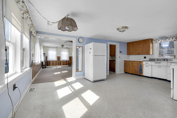 138 Flat Road Bethel, ME 04217 - Photo 10 of 44 133875934132008670_uJlK