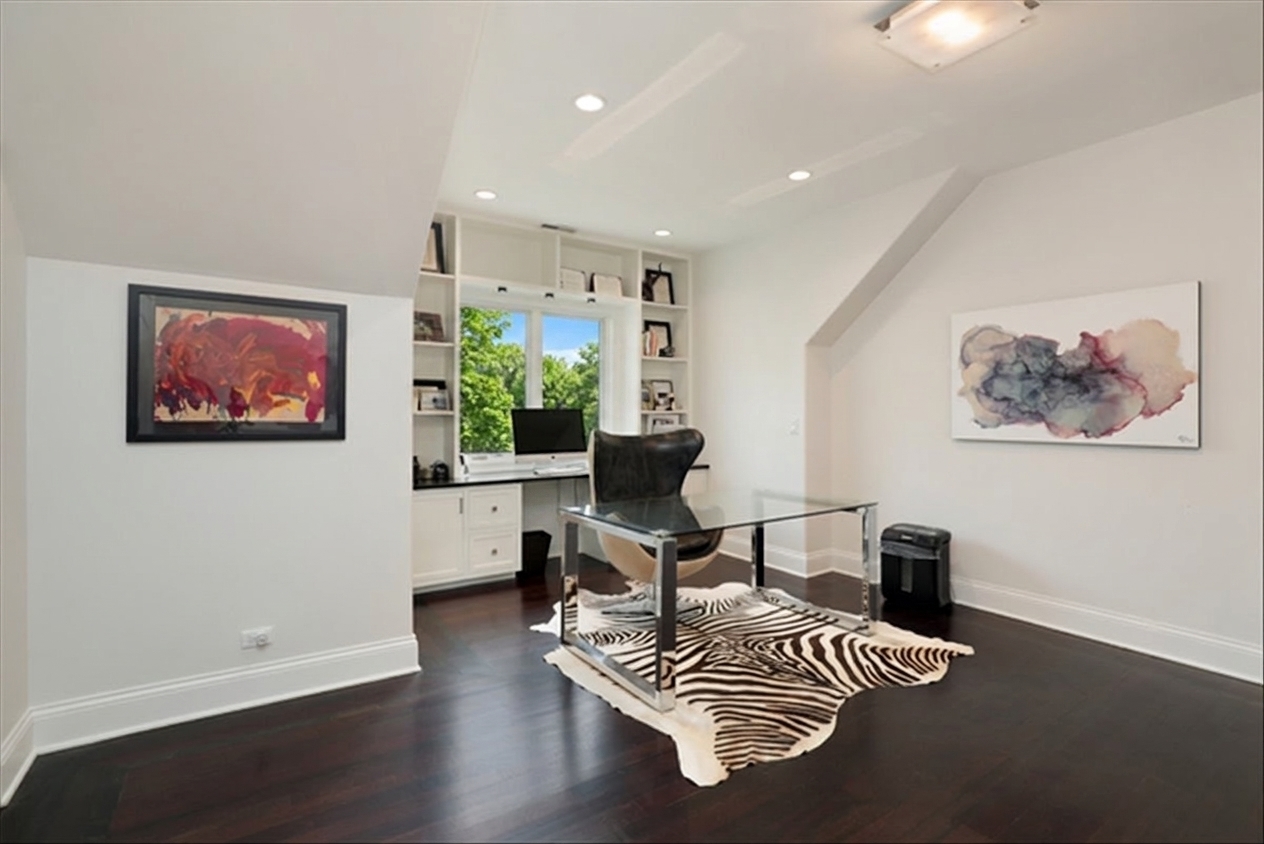 1630 Ridge Road Highland Park, IL 60035 - Photo 30 of 57