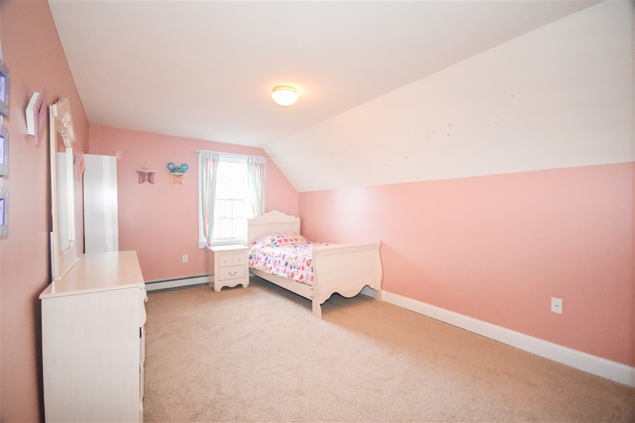 13 Harding Street Rochester, NH 03867 - Photo 17 of 27