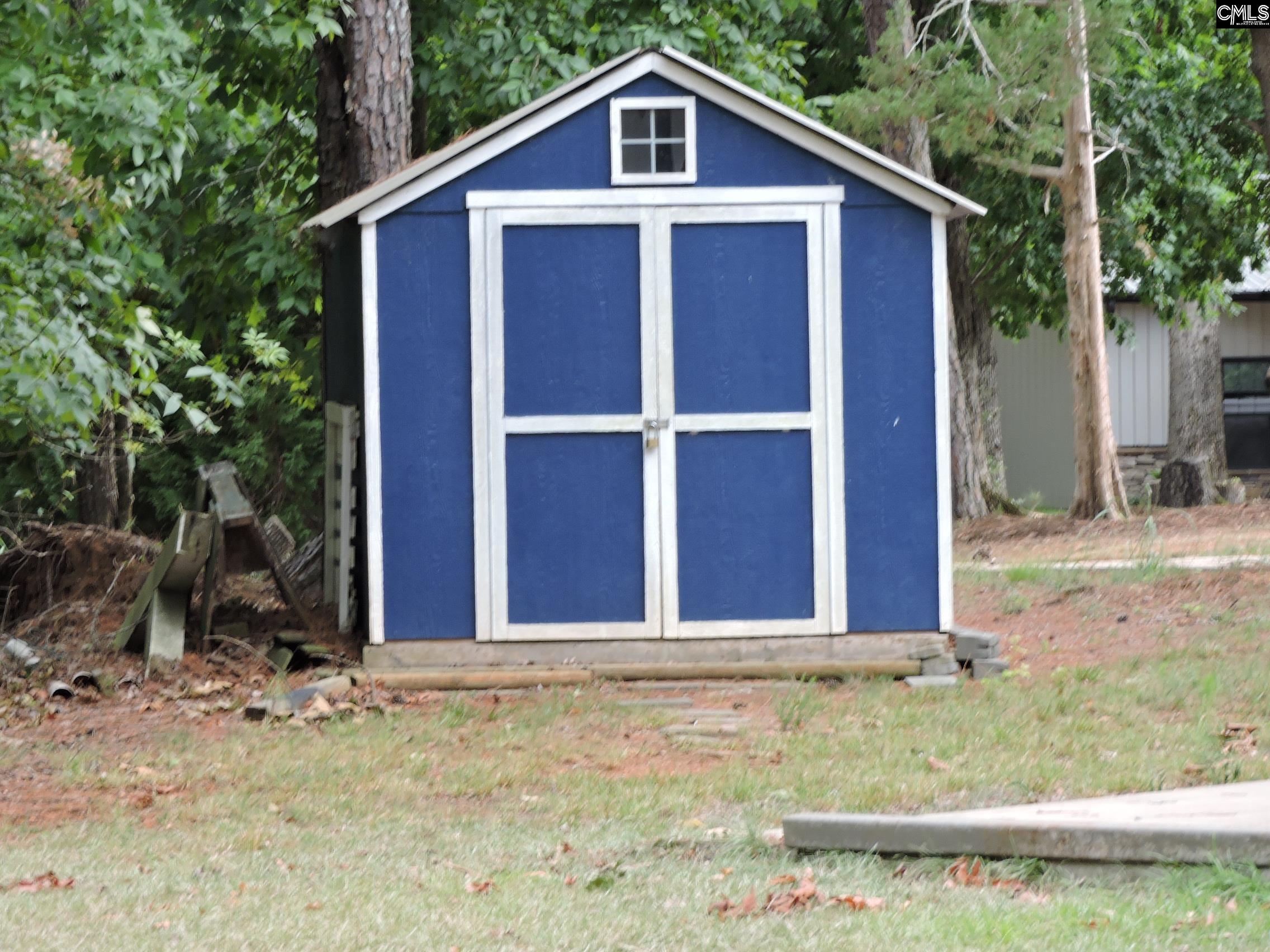 181 Saluda Bluff Road Batesburg, SC 29006 - Photo 9 of 34