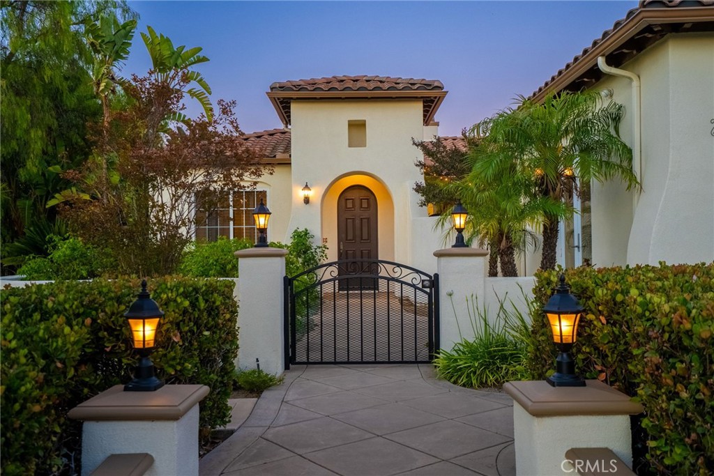 8059 Terraza Court Riverside, CA 92508 - Photo 8 of 69