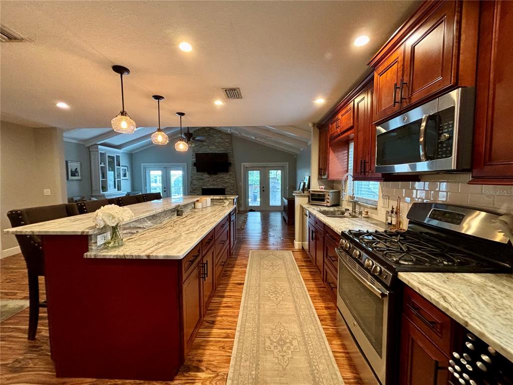 428 Harbour Island Road Orlando, FL 32809 - Photo 10 of 45
