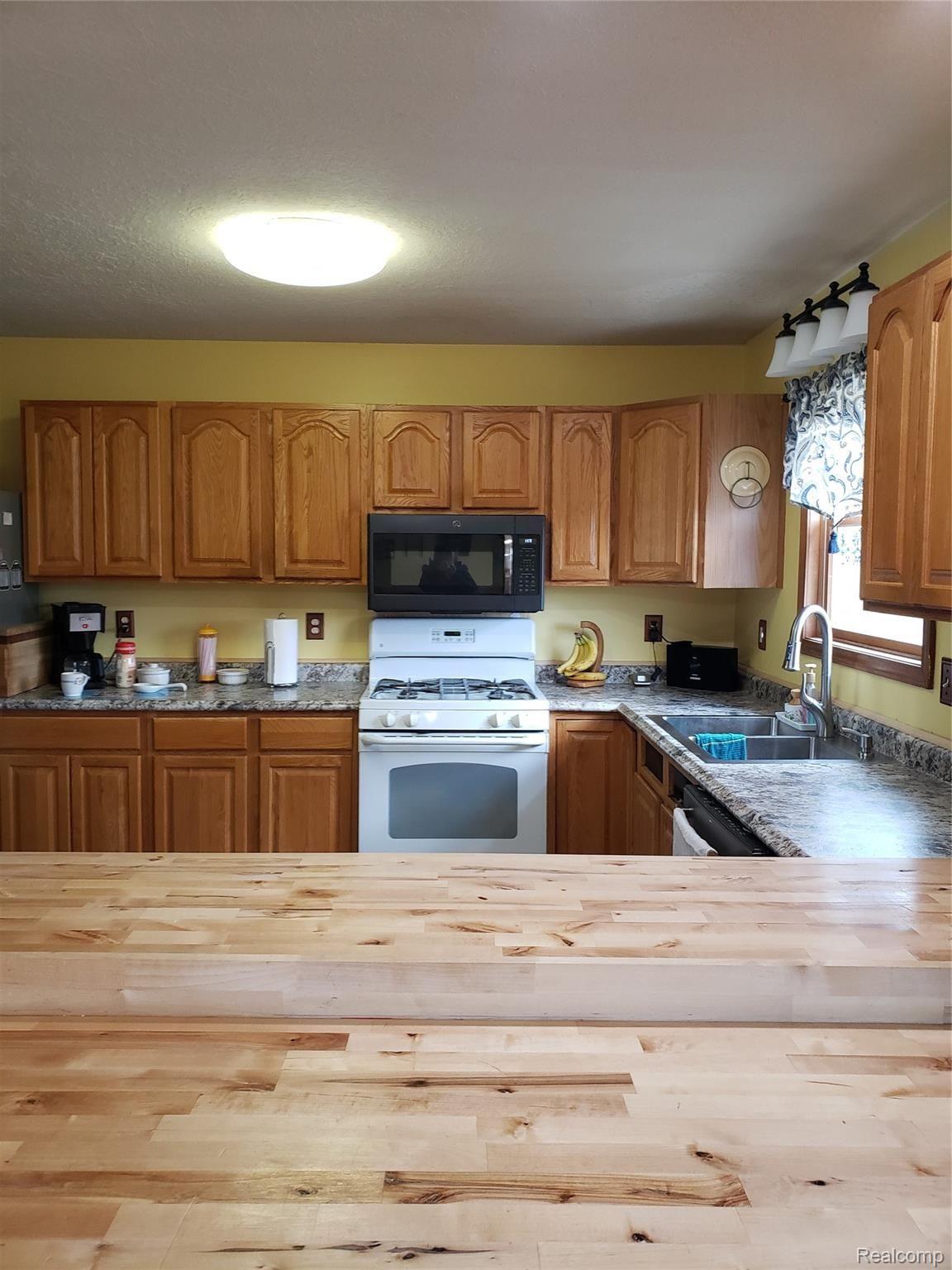 4065 No 45 Road Manton, MI 49663 - Photo 18 of 29 20210425_131926.jpg