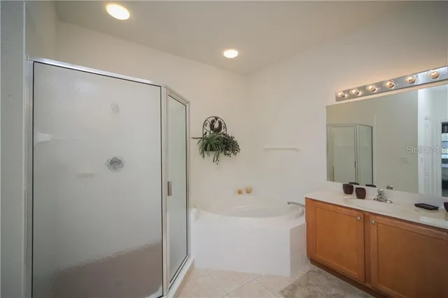 $3,300 | Undisclosed Address, Bradenton, FL 34212