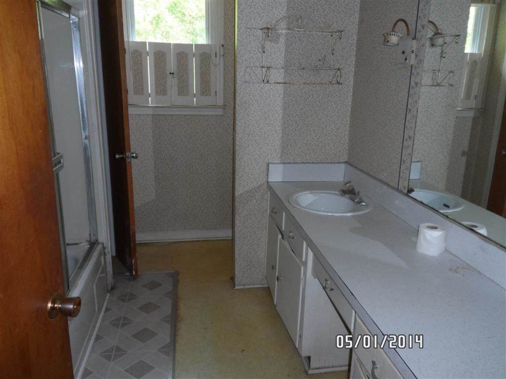 30 Ames Street Seneca, SC 29678 - Photo 8 of 14 Gallery Image 8