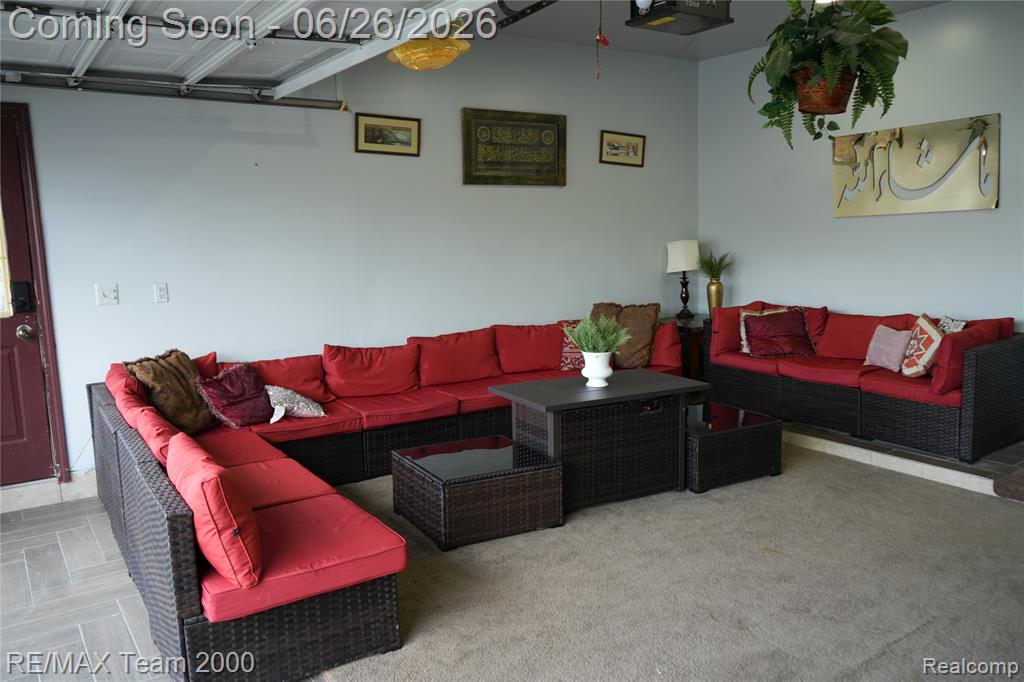 6426 Chase Road Dearborn, MI 48126 - Photo 31 of 35