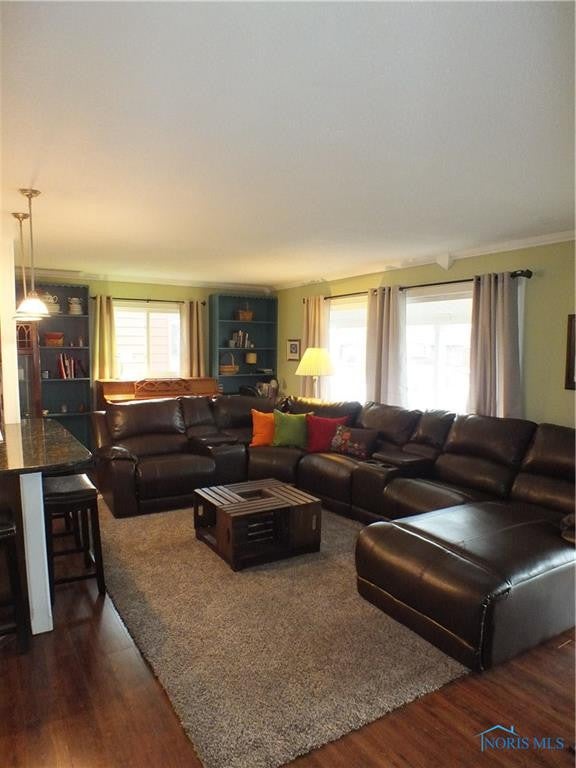 4435 Thackeray Road Maumee, OH 43537 - Photo 8 of 29 Gallery Image 8