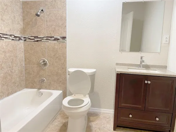 $2,100 | 12115 Segrest Drive, Houston, TX 77047