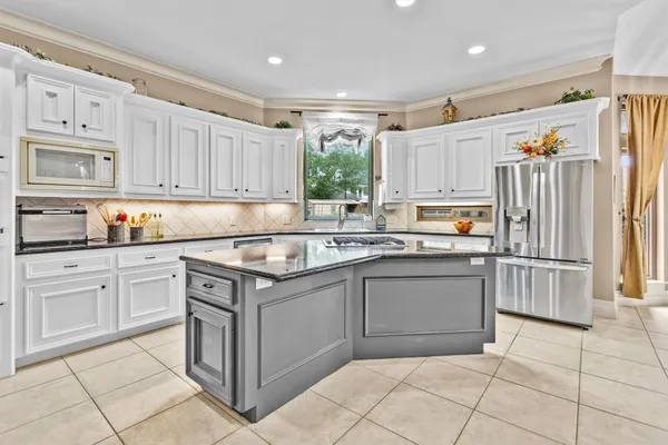$673,433 | 8314 Drew Haven Lane, Spring, TX 77379