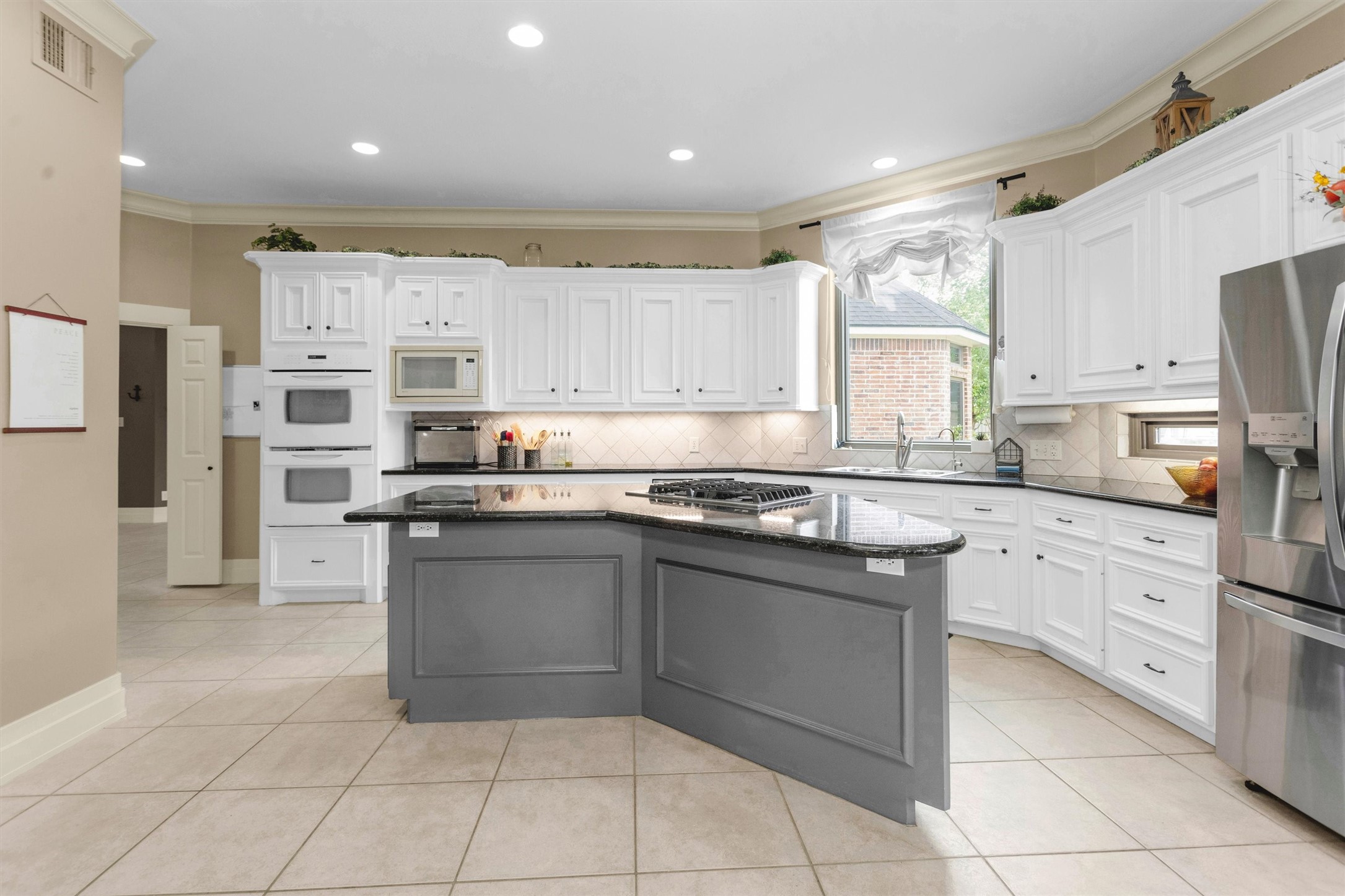 8314 Drew Haven Lane Spring, TX 77379 - Photo 16 of 49 Perfect for your family chef or hosting family and friends.