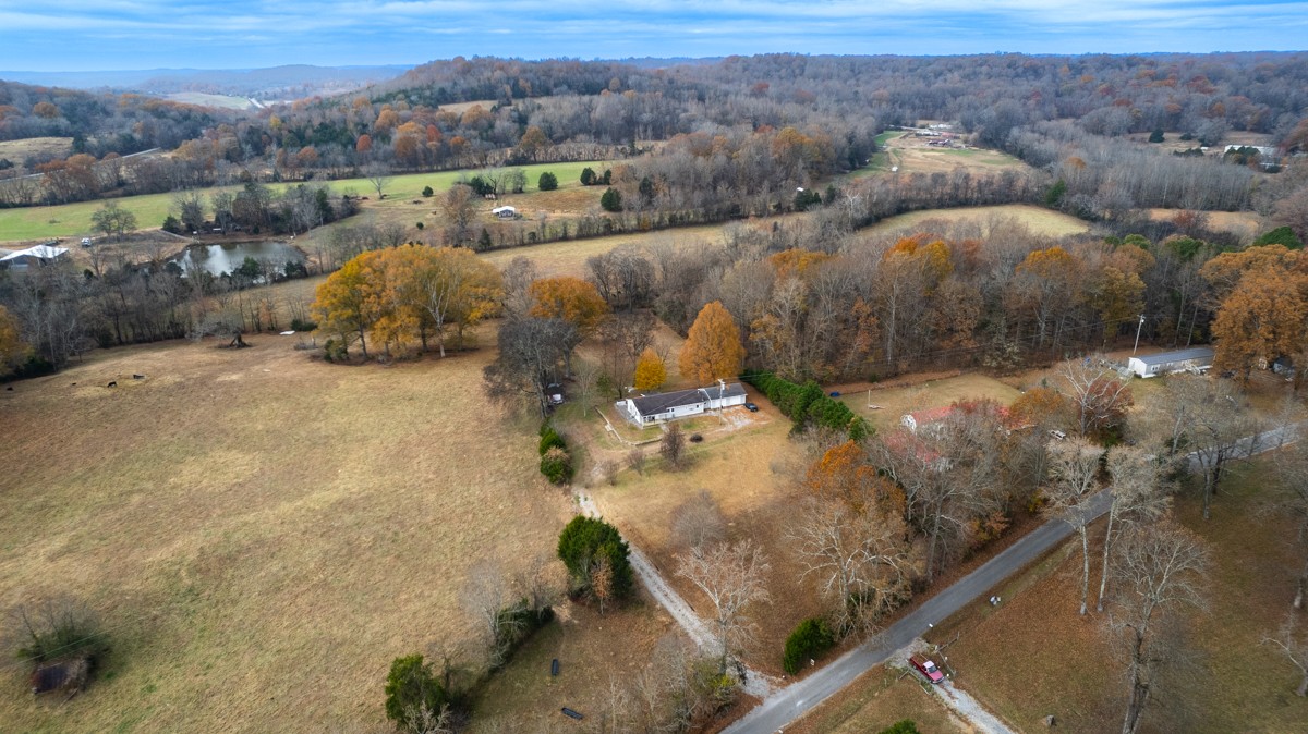 560 Old Poplar School Road Prospect, TN 38477 - Photo 26 of 28 a view of a houses with a yard