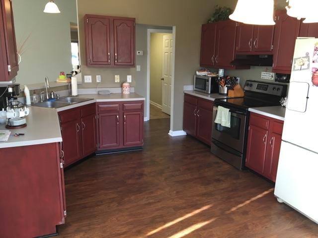 7617 Applecross Road Corryton, TN 37721 - Photo 4 of 23 IMG_4145