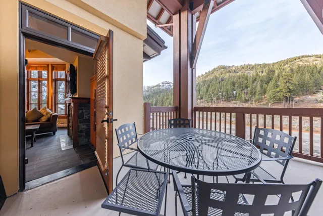 $1,395,000 | 1850 Village South Road, Unit 417 (4417), Olympic Valley, CA 96146
