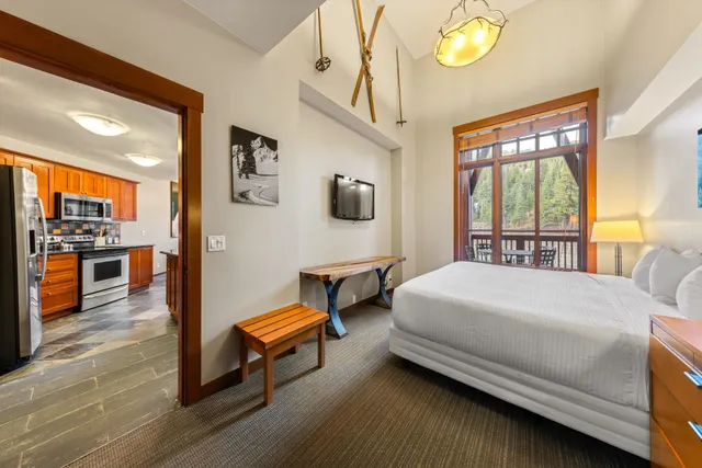 $1,395,000 | 1850 Village South Road, Unit 417 (4417), Olympic Valley, CA 96146