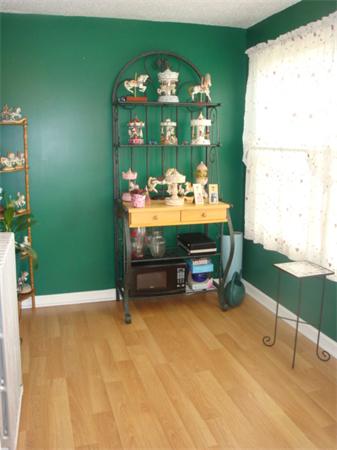 14 Spring Street South Hadley, MA 01075 - Photo 3 of 21 Gallery Image 3