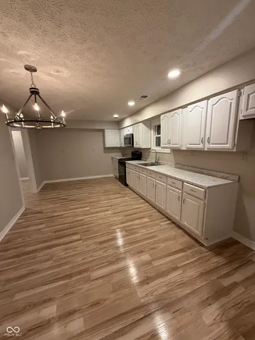 $139,900 | 600 West Fulton Street, Hartford City, IN 47348