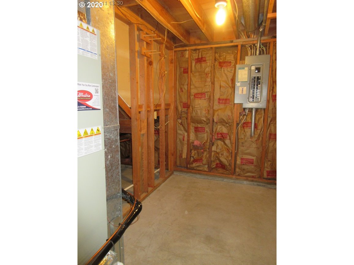 28904 Huber Road Scappoose, OR 97056 - Photo 17 of 20 Gallery Image 17