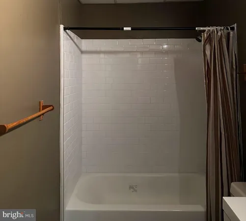 $1,560 | 331 Lincoln Street, Woodbury, NJ 08096