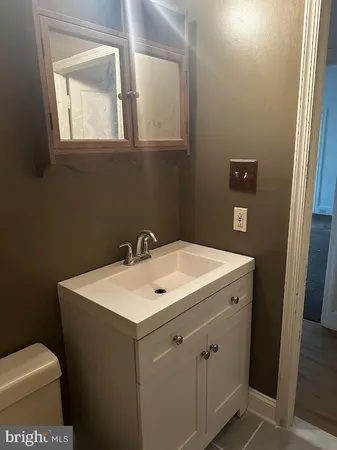 $1,560 | 331 Lincoln Street, Woodbury, NJ 08096