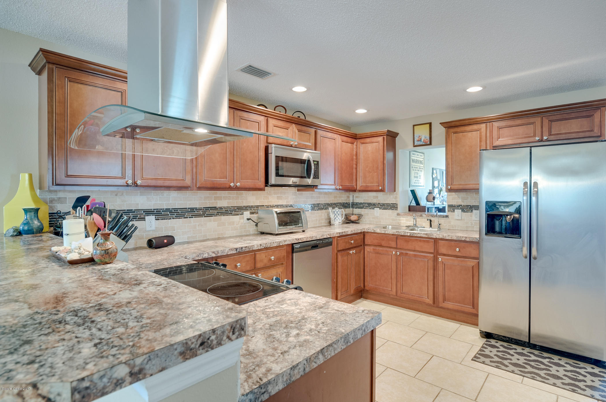 2261 Montgomery Road Melbourne, FL 32935 - Photo 16 of 36 Kitchen