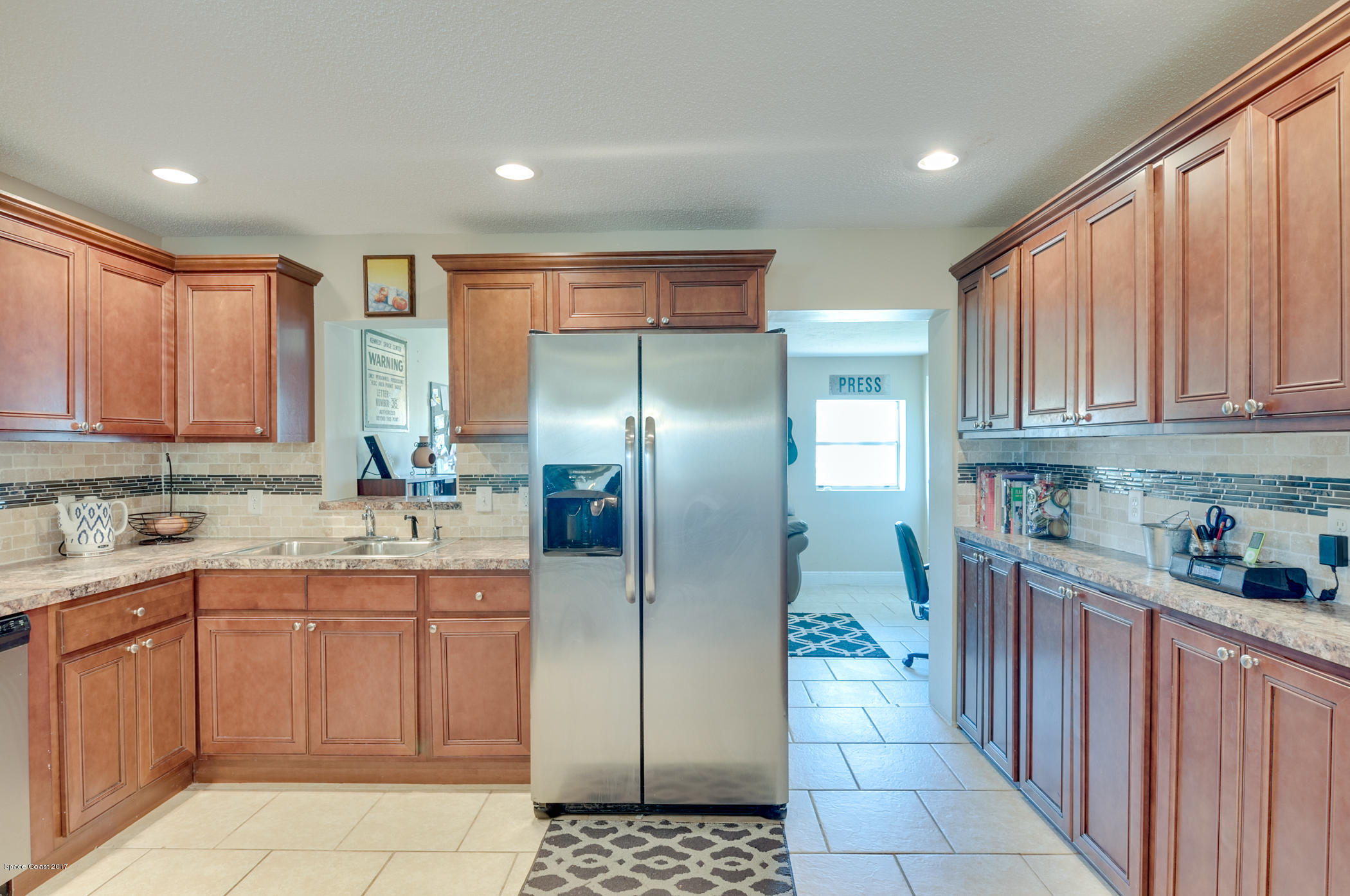 2261 Montgomery Road Melbourne, FL 32935 - Photo 20 of 36 Kitchen