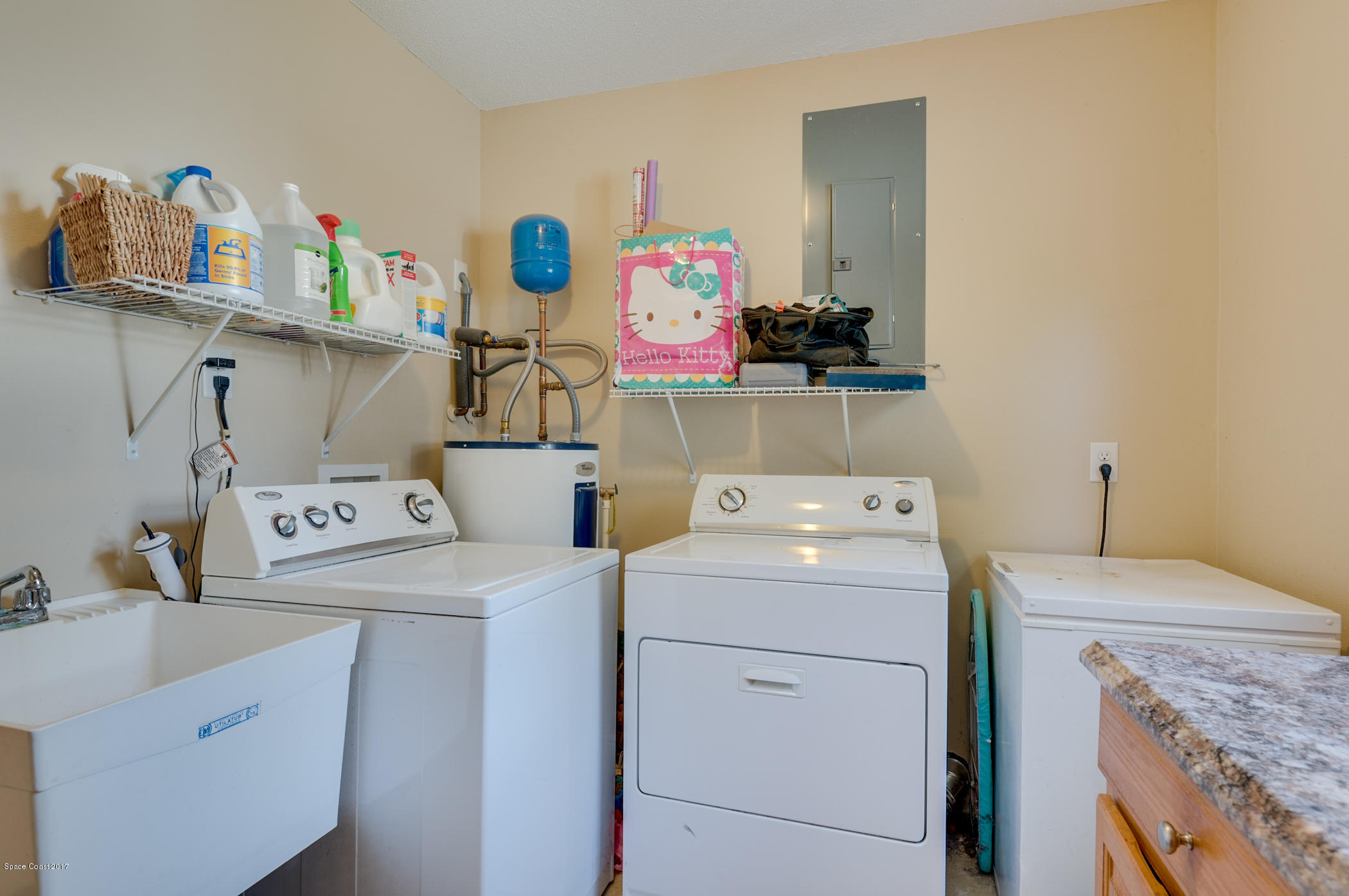 2261 Montgomery Road Melbourne, FL 32935 - Photo 25 of 36 Laundry Room