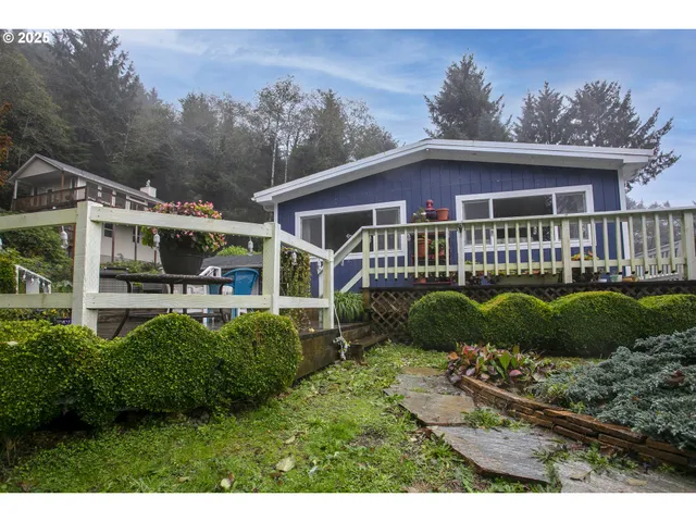 $450,000 | 6185 Columbia Street, Arch Cape, OR 97102
