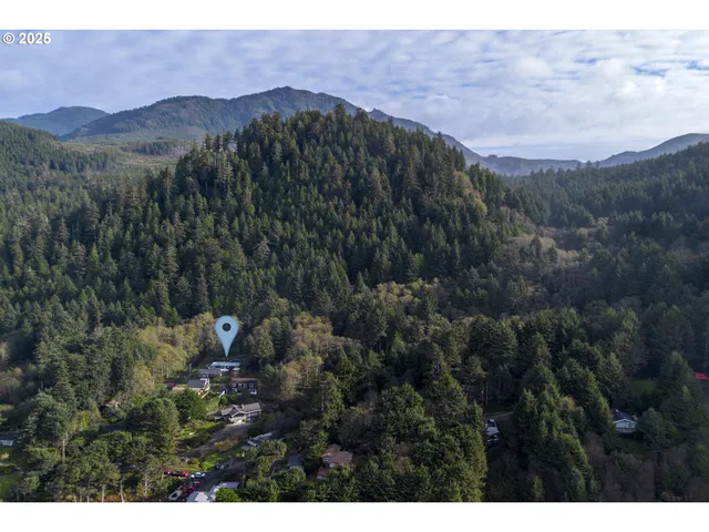 $450,000 | 6185 Columbia Street, Arch Cape, OR 97102