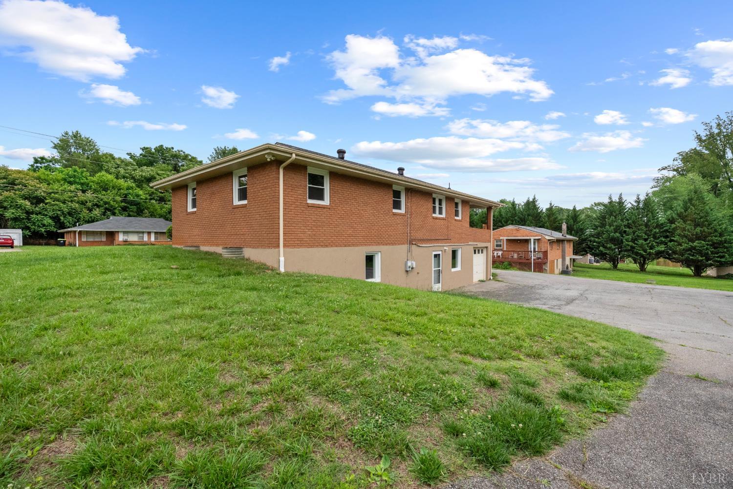 106 Bryant Road Lynchburg, VA 24502 - Photo 11 of 50