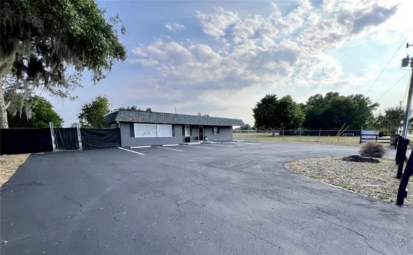 $2,000 | 2044 East Orange Avenue, Eustis, FL 32726