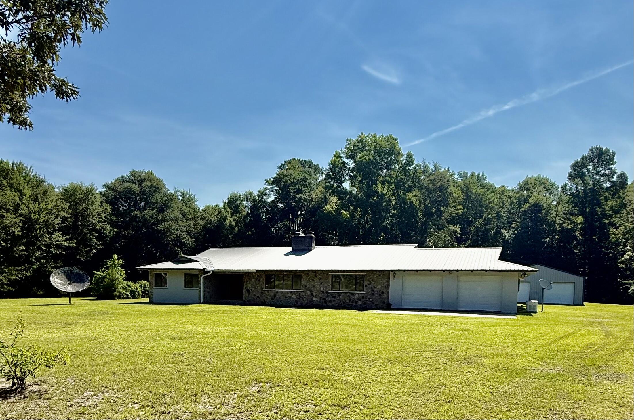 1474 Mandella Road Bonneau, SC 29431 - Photo 1 of 45 Frontyard